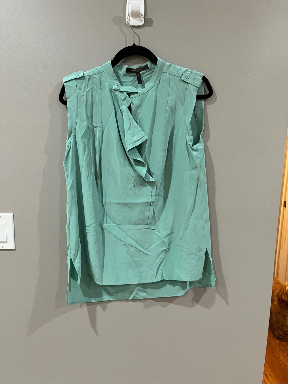BCBGMaxAzria Sleeveless Ruffle-Front Blouse in Mint